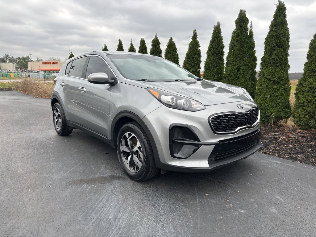 Used 2022 Kia Sportage LX image 2