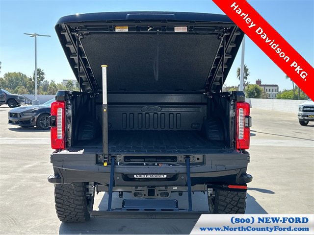 New 2026 Ford F250 Lariat w/ Black Appearance Package image 19