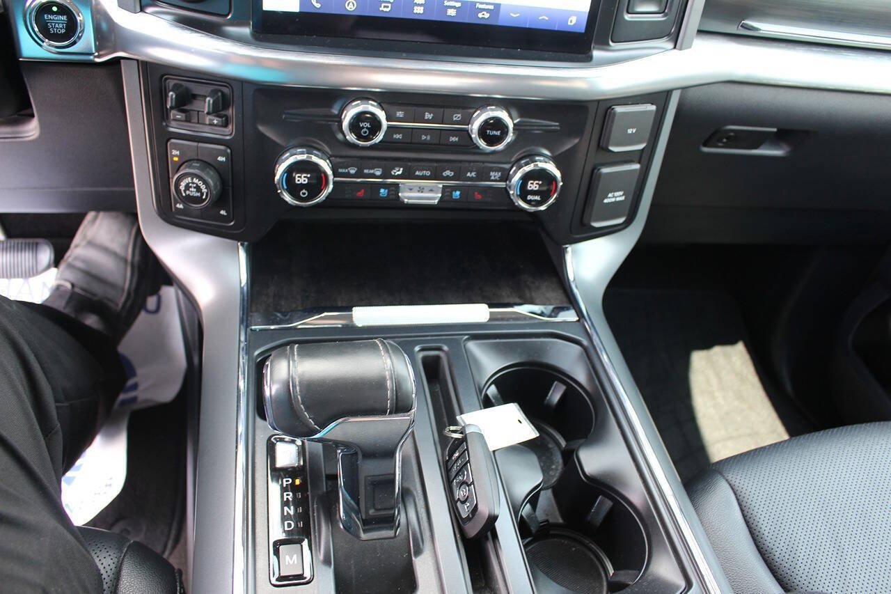 Used 2021 Ford F150 Lariat image 13