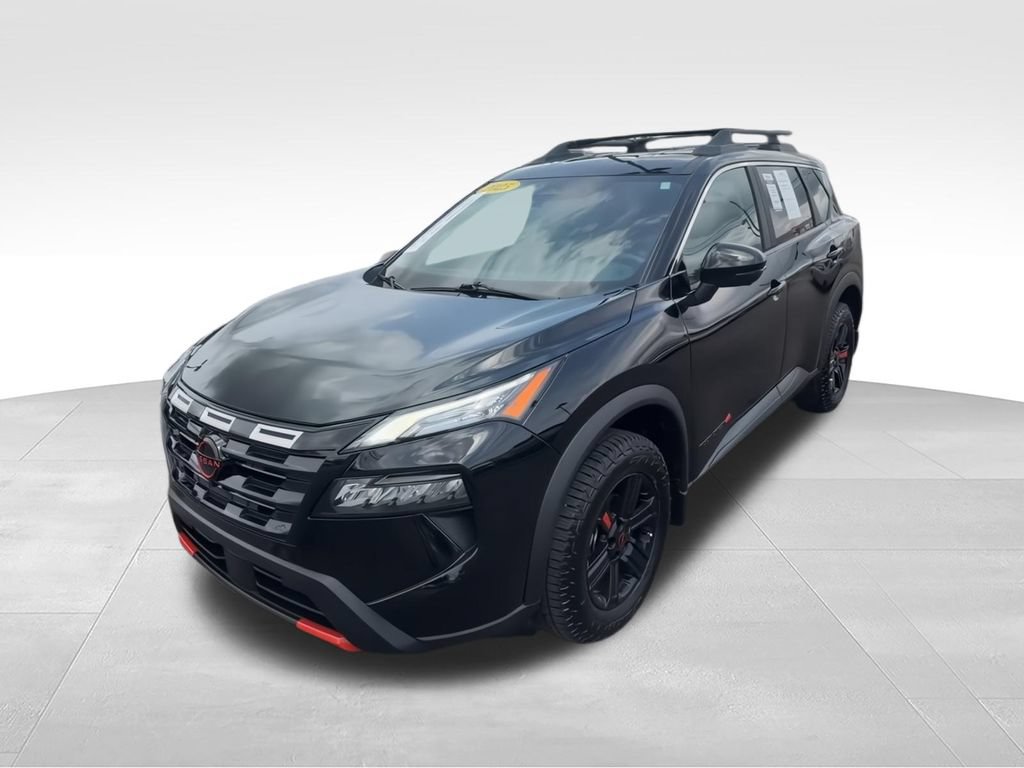 Used 2025 Nissan Rogue SV w/ Rock Creek Premium Package AWD/4WD image 4