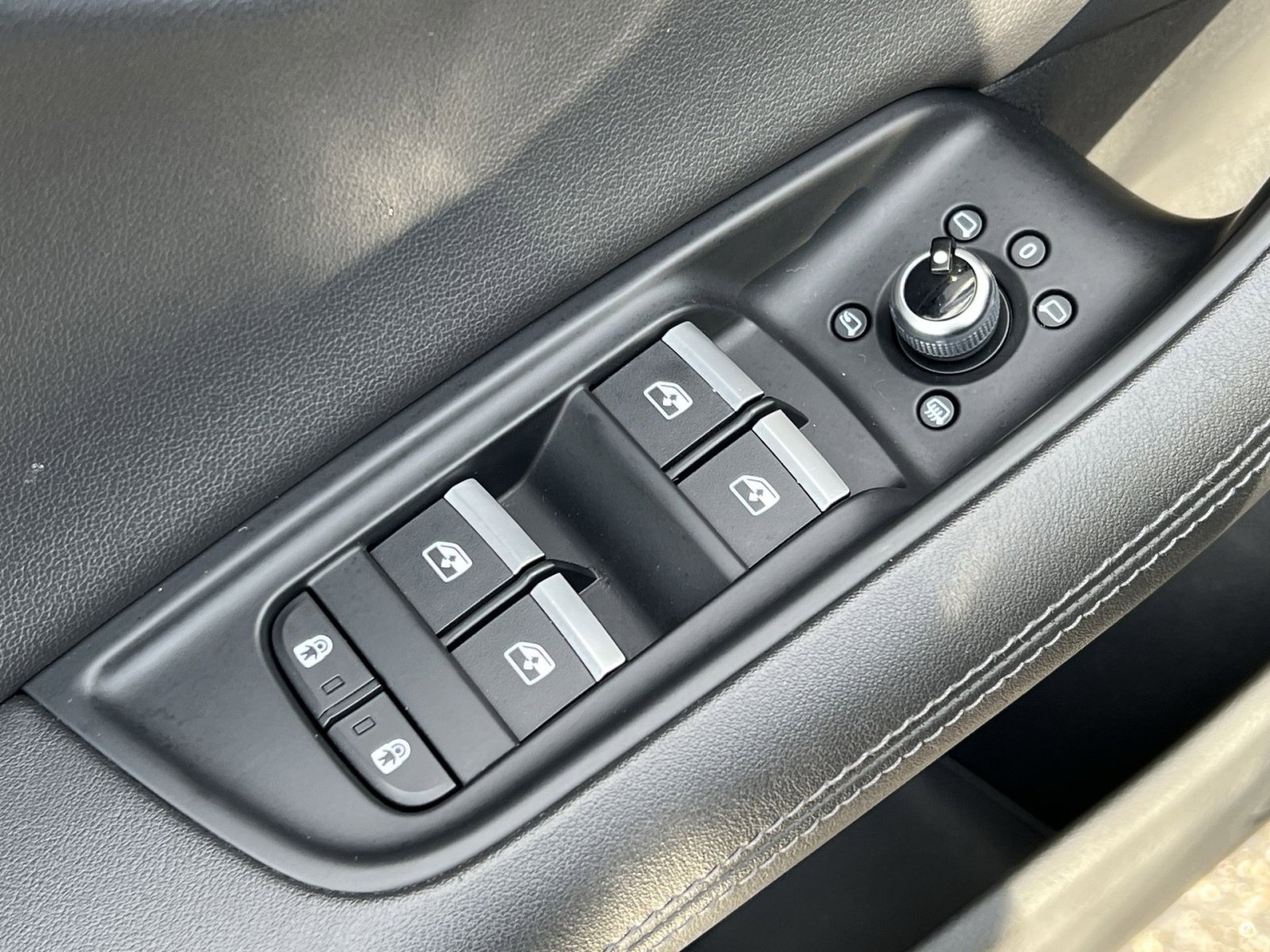 Used 2023 Audi Q7 3.0T Premium Plus image 13