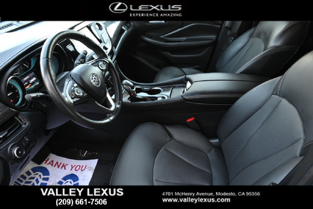 Used 2018 Buick Envision Essence AWD/4WD image 13