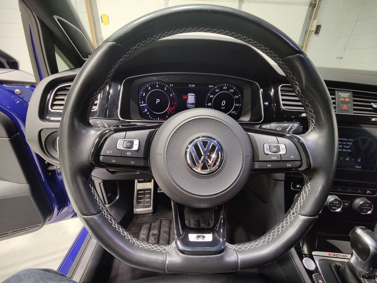 Used 2019 Volkswagen Golf R 4-Door AWD/4WD image 30