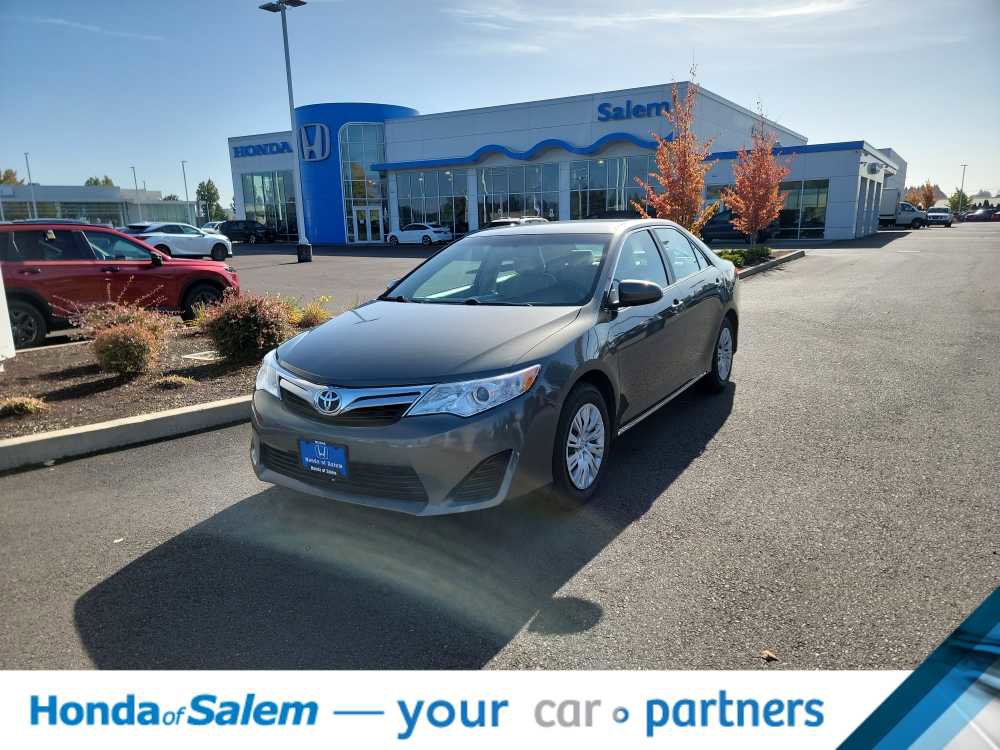 Used 2014 Toyota Camry LE
