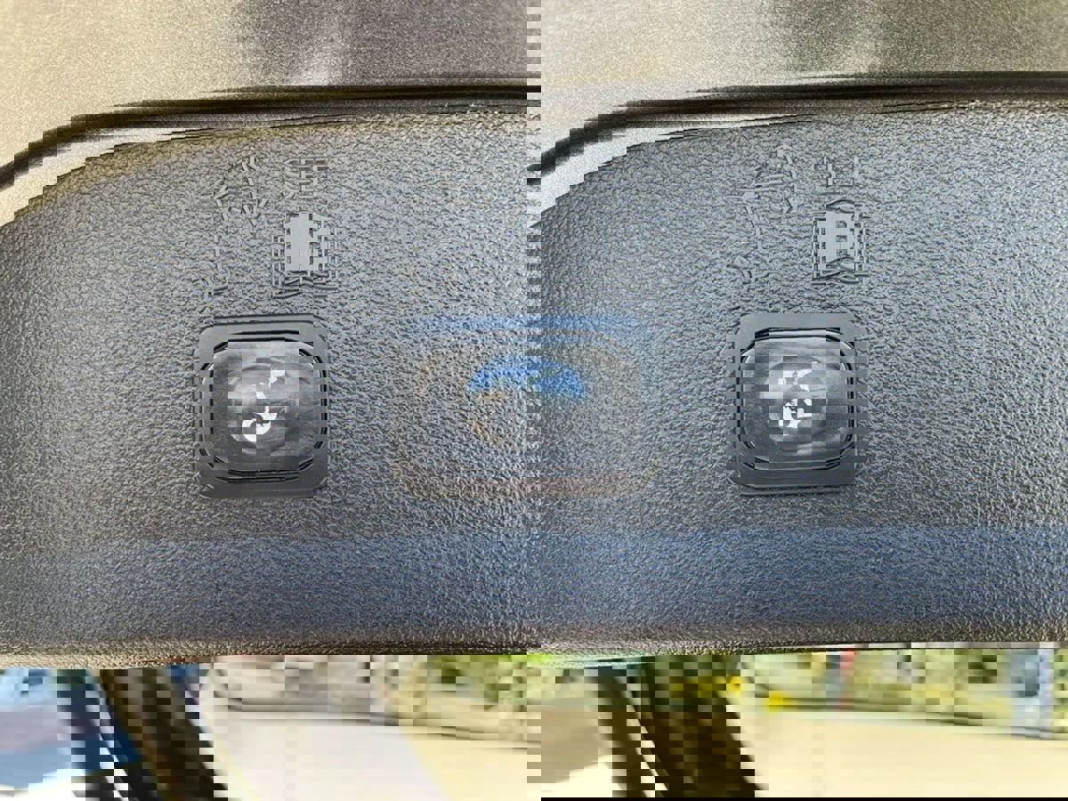 Used 2019 Ford Escape SEL image 11