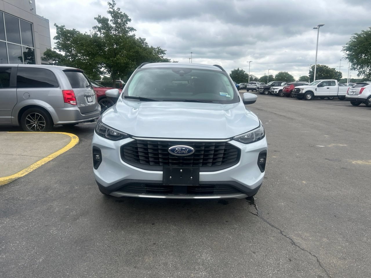 Used 2025 Ford Escape Platinum AWD/4WD image 8