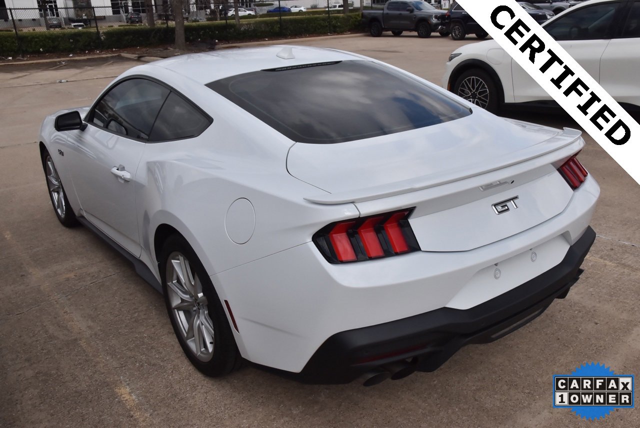 Used 2025 Ford Mustang GT Premium image 8