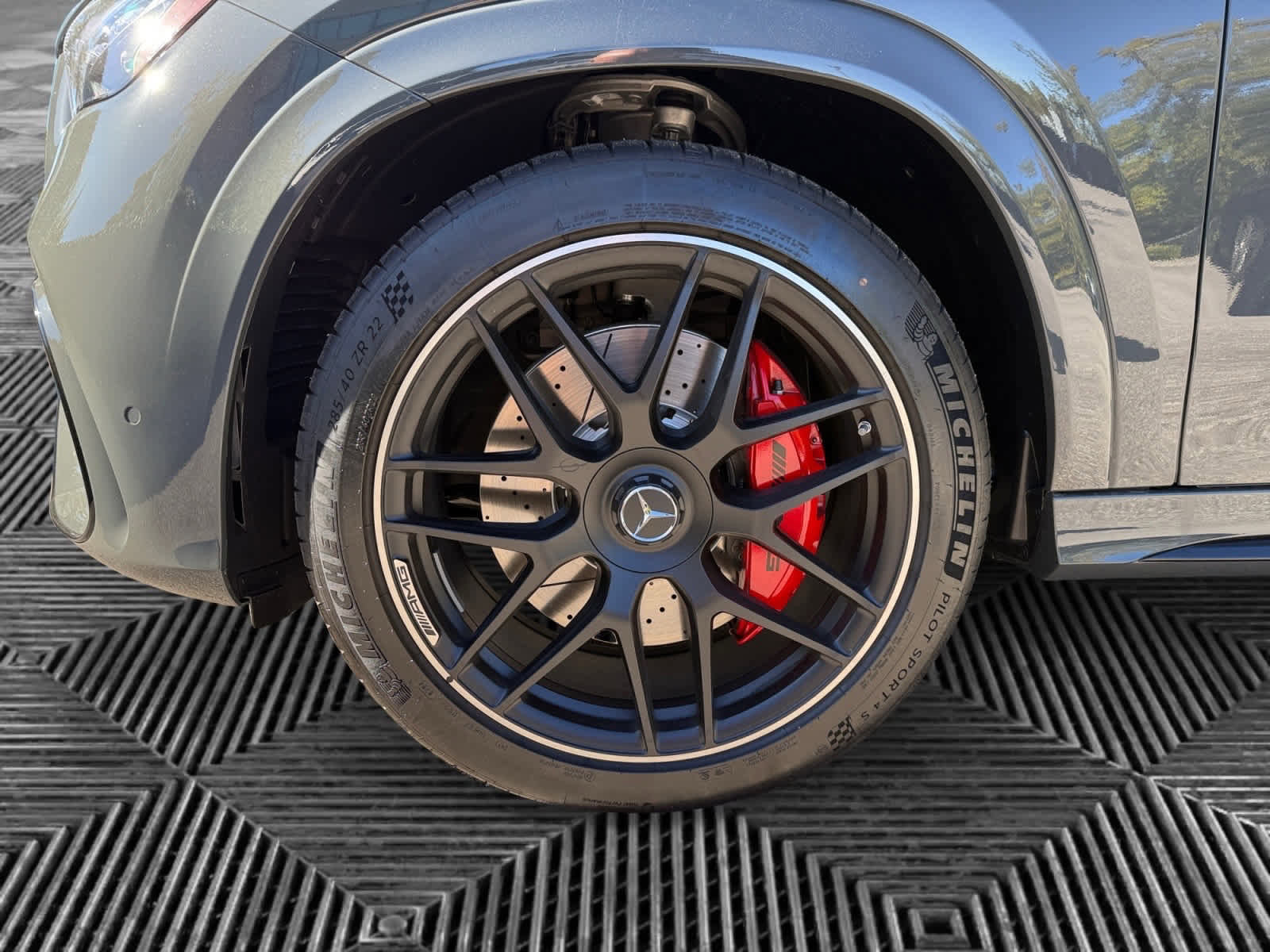 New 2026 Mercedes-Benz GLE 63 AMG S image 9