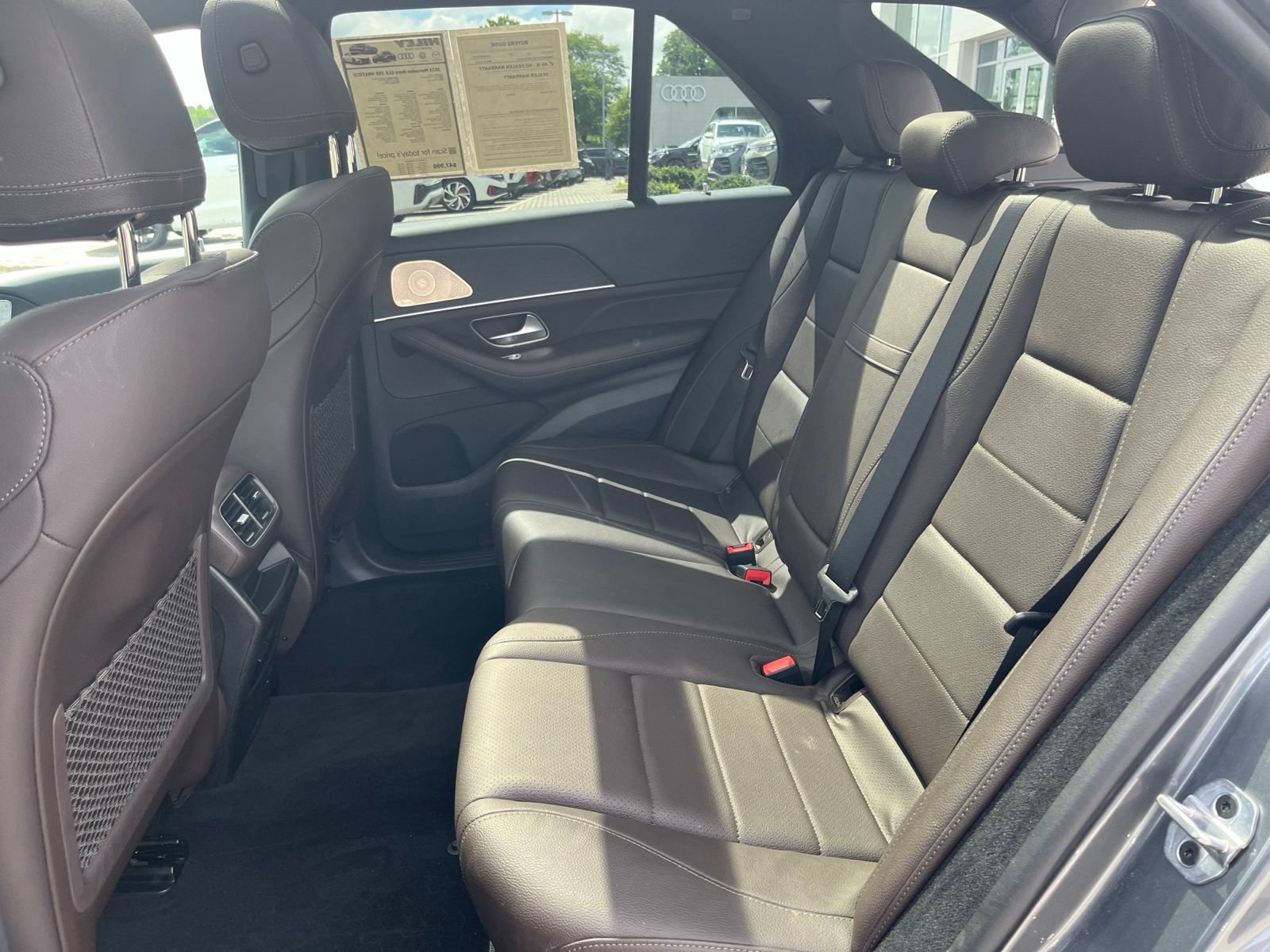 Used 2023 Mercedes-Benz GLE 350 4MATIC w/ AMG Line Exterior image 36