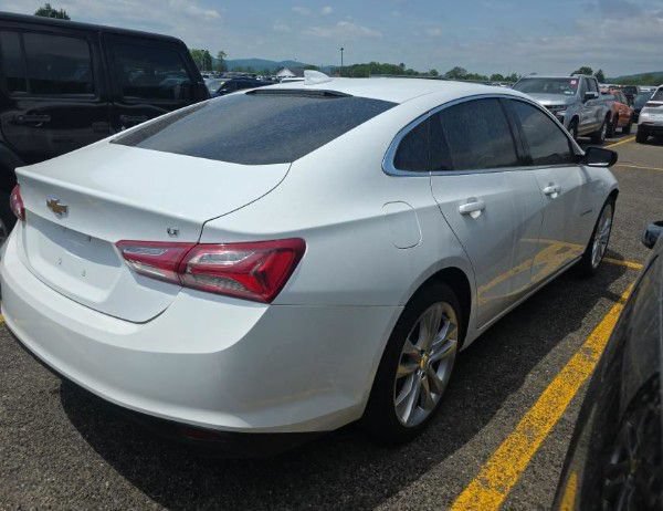 Used 2022 Chevrolet Malibu LT FWD image 3