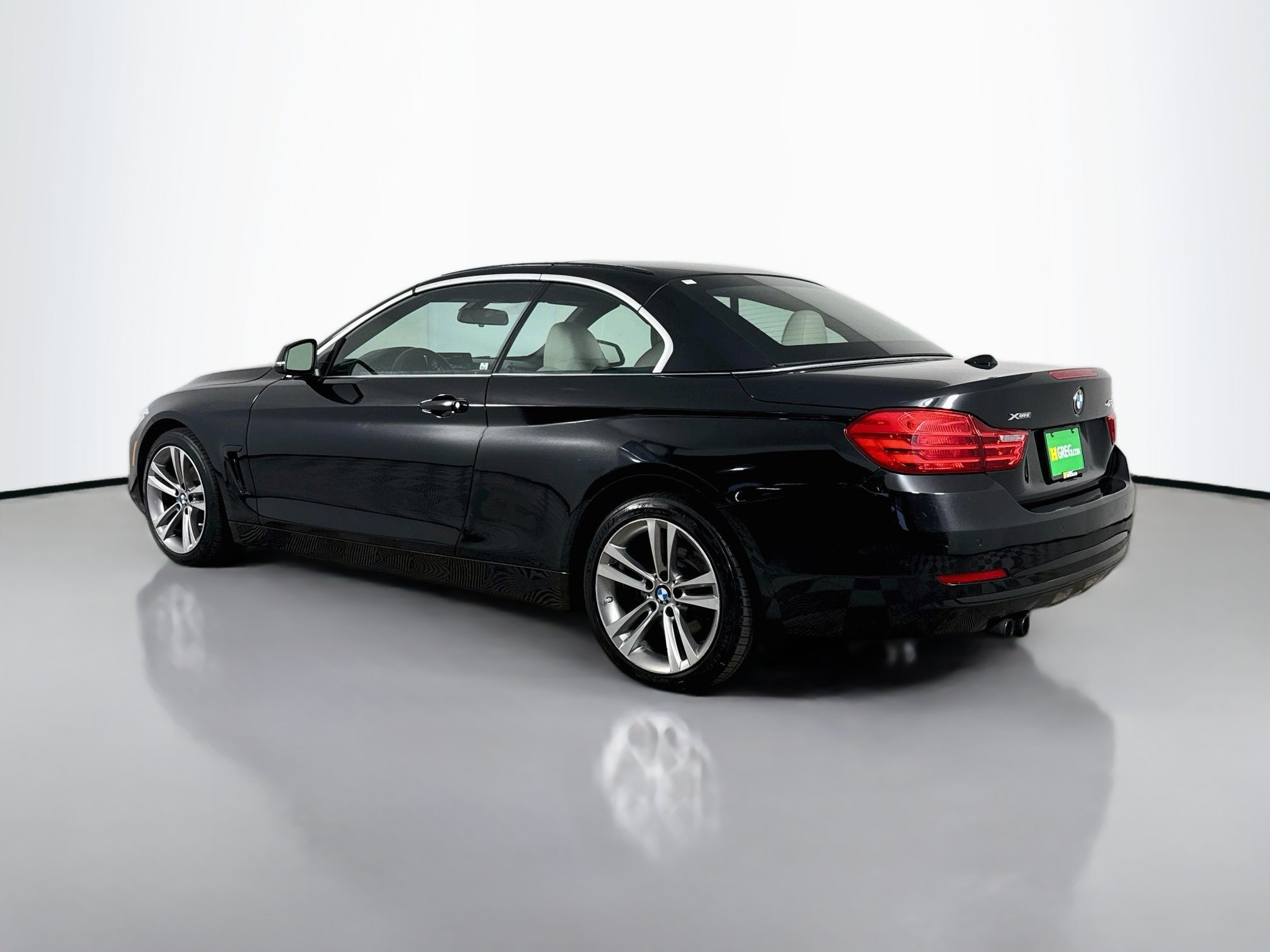 Used 2016 BMW 428i xDrive Convertible AWD/4WD image 7