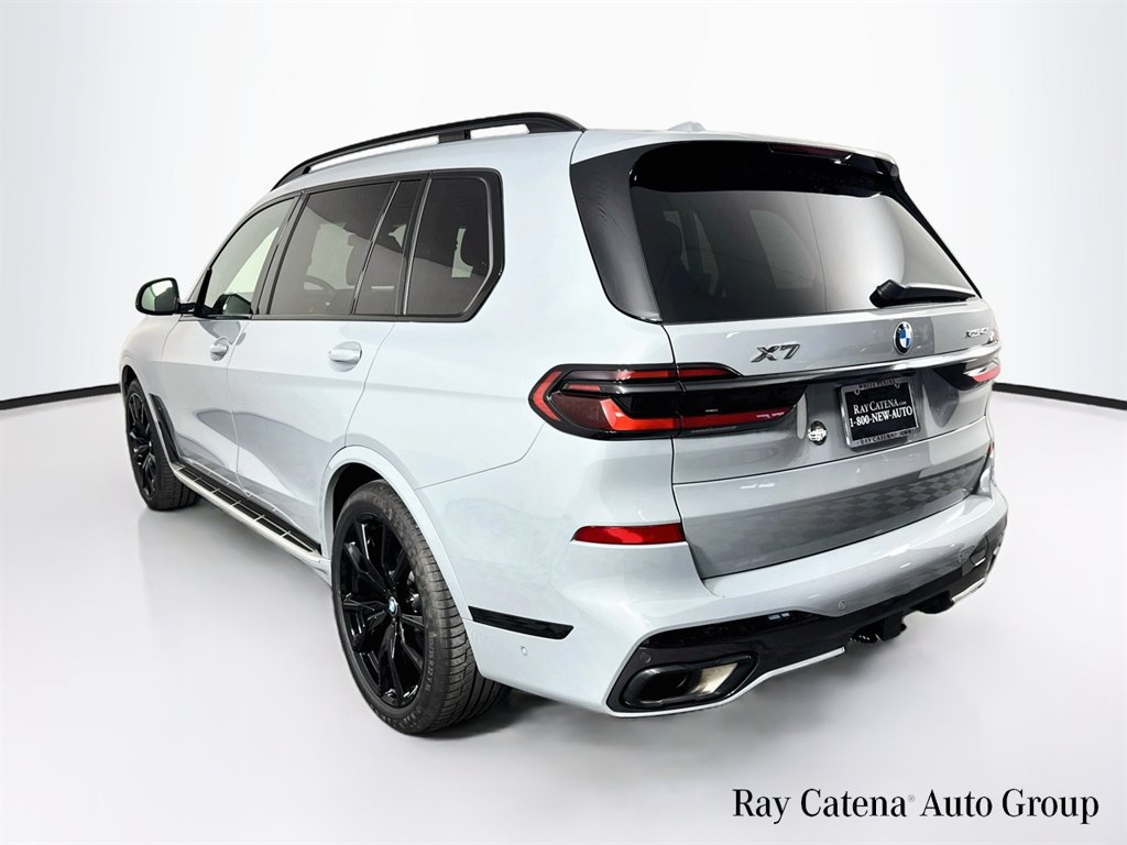 Used 2024 BMW X7 xDrive40i w/ Executive Package AWD/4WD image 5
