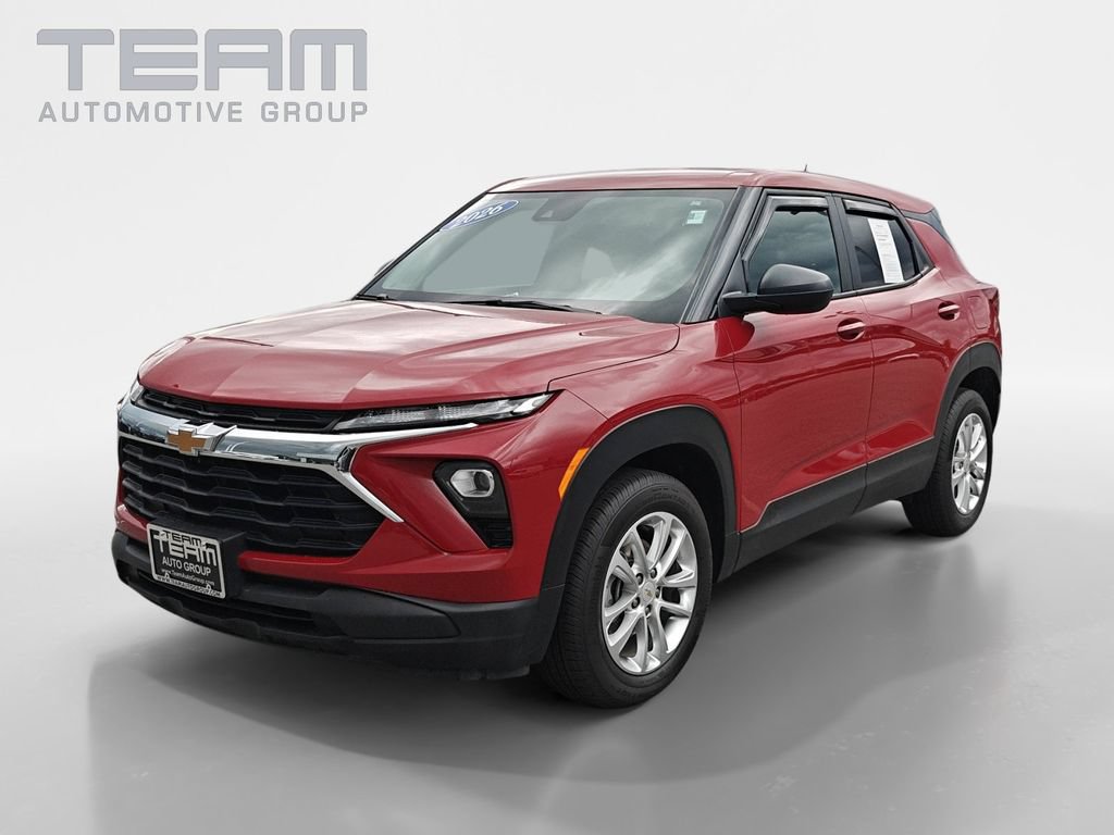 Used 2026 Chevrolet TrailBlazer LS w/ LS Convenience Package FWD image 3