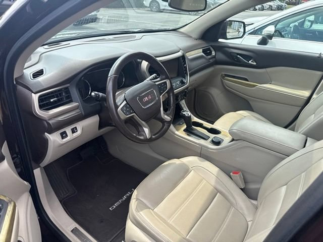 Used 2018 GMC Acadia Denali w/ Technology Package AWD/4WD image 18