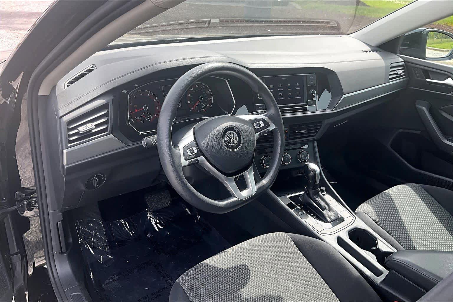 Used 2020 Volkswagen Jetta S w/ Driver Assistance Package FWD image 17