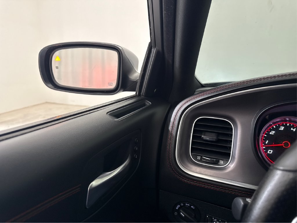 Used 2022 Dodge Charger Scat Pack RWD image 25