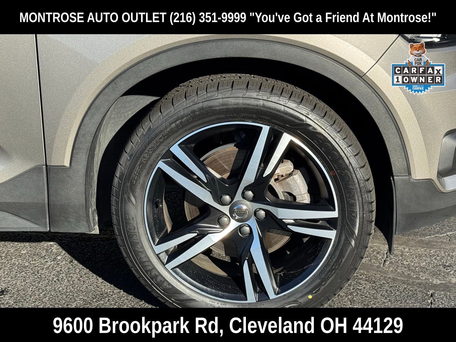 Used 2022 Volvo XC40 T5 R-Design w/ Climate Package image 59