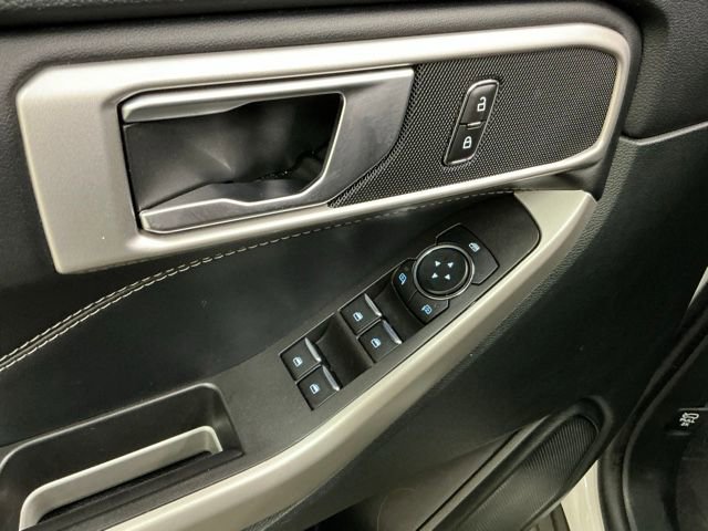 Used 2023 Ford Explorer XLT w/ Equipment Group 202A image 14
