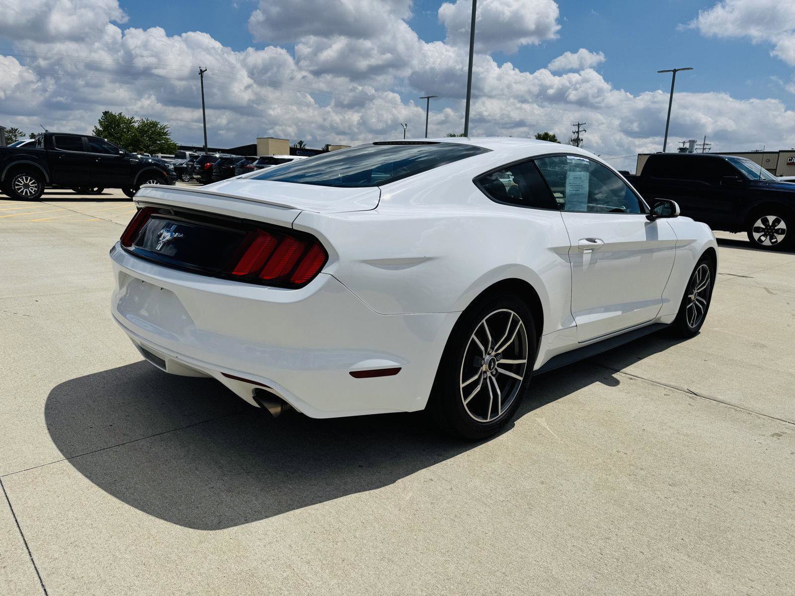 Used 2017 Ford Mustang Coupe w/ Equipment Group 051A RWD image 28