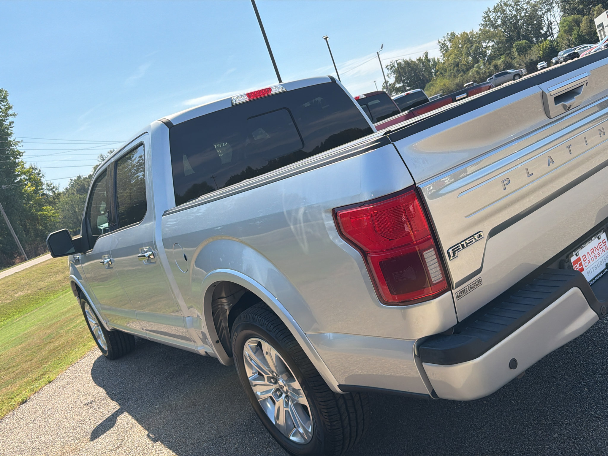 Used 2019 Ford F150 Platinum w/ Equipment Group 701A Luxury RWD image 6