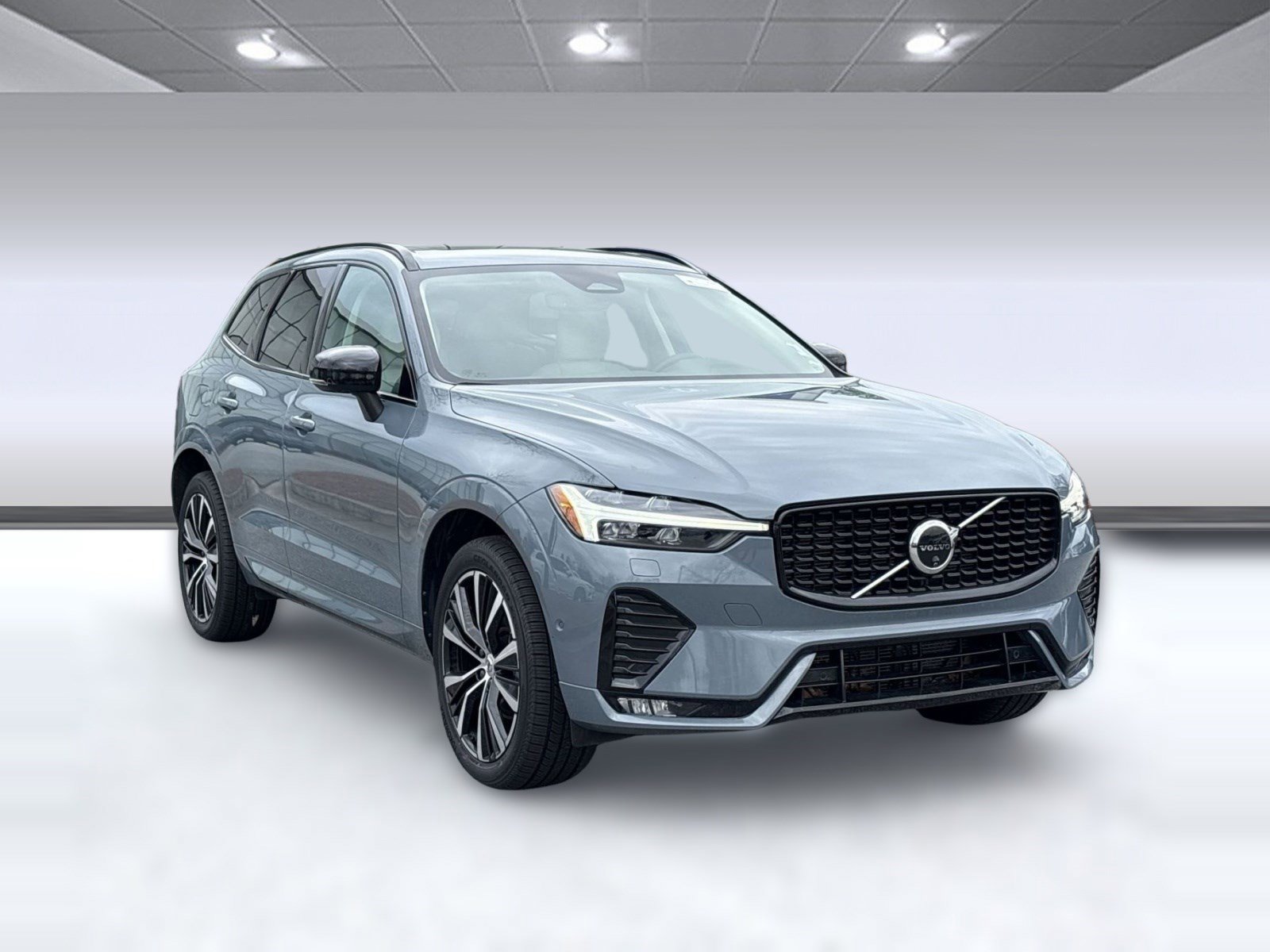 Certified 2024 Volvo XC60 B5 Plus image 7