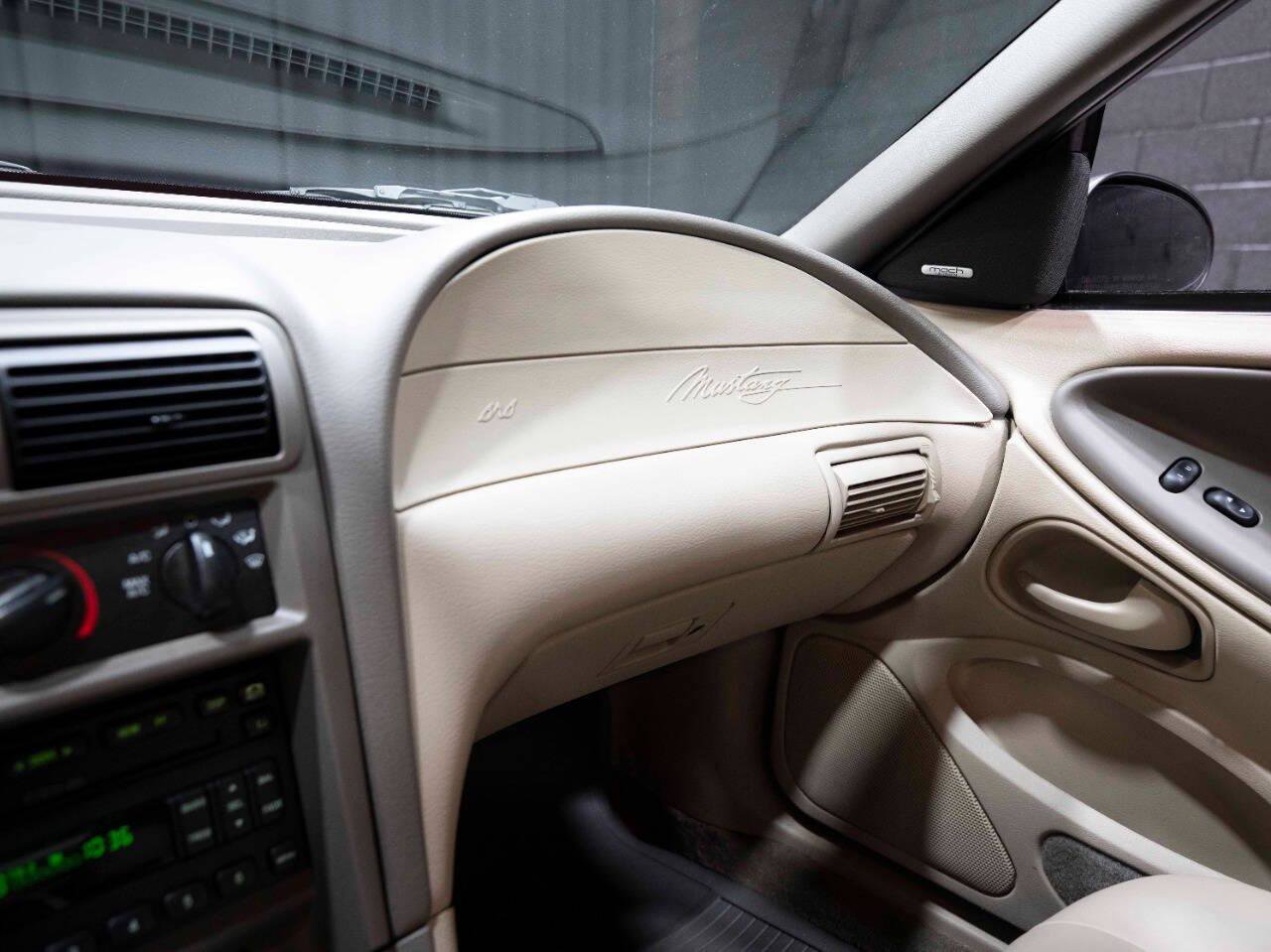 Used 2003 Ford Mustang GT image 39