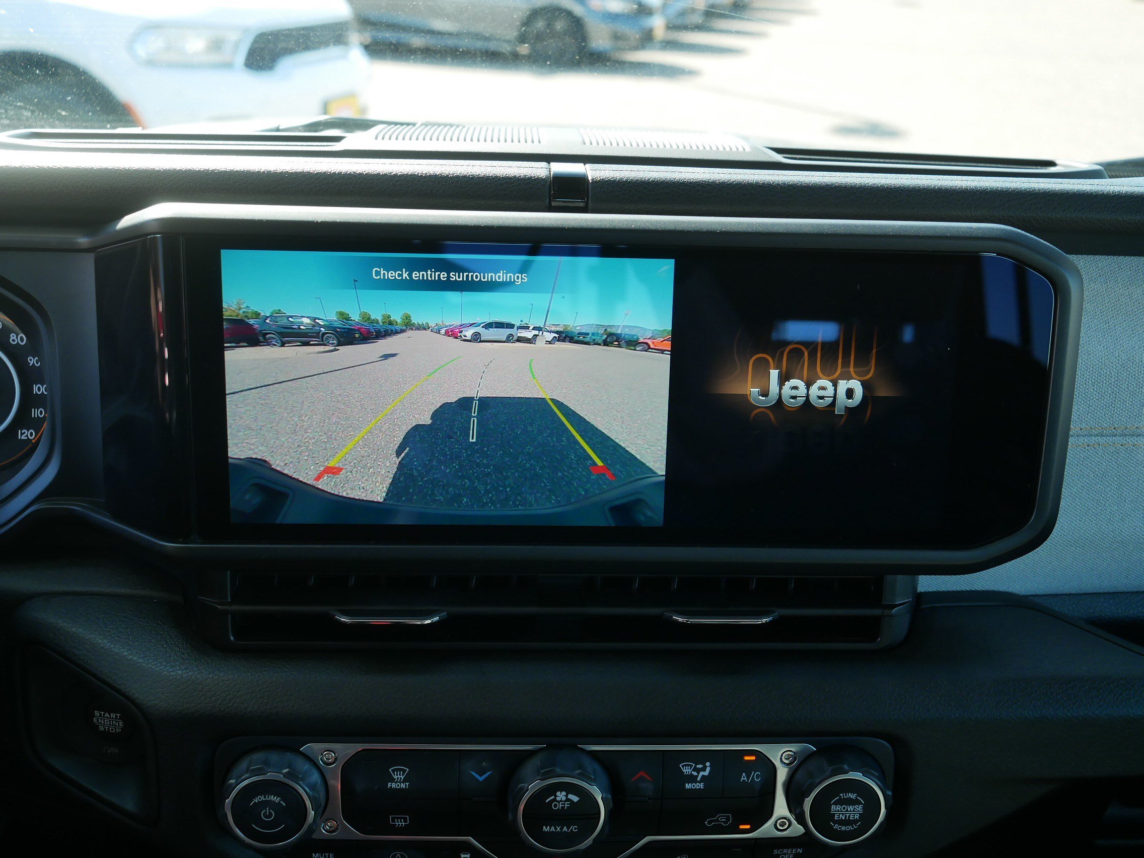 Used 2025 Jeep Gladiator Sport AWD/4WD image 27