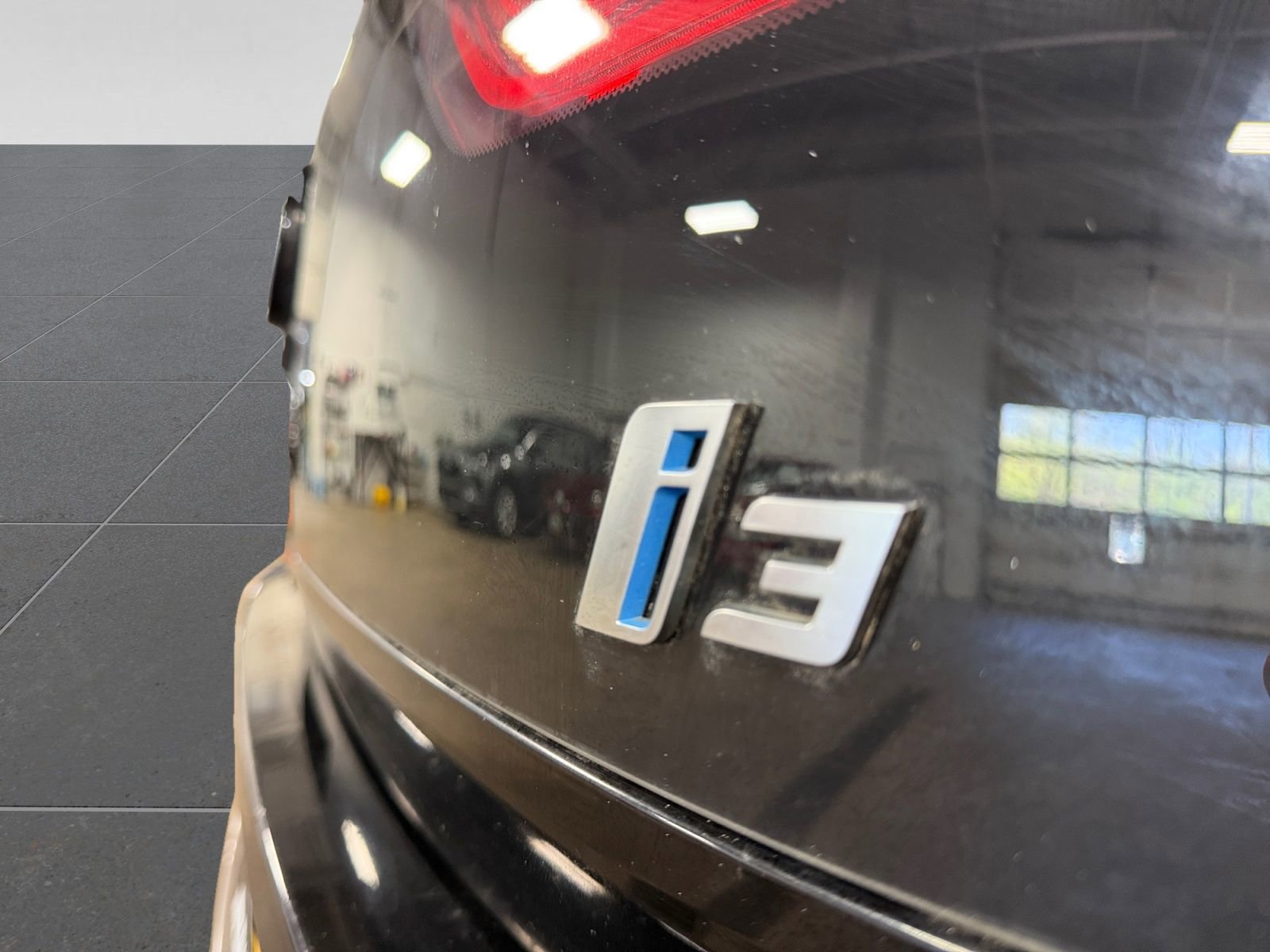 Used 2014 BMW i3 w/ Range Extender RWD image 45