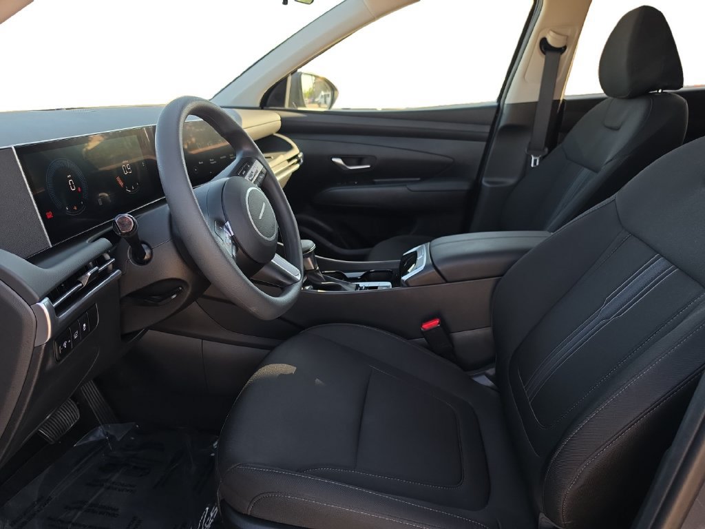 Certified 2025 Hyundai Tucson SEL FWD image 10