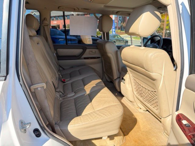 Used 2006 Toyota Land Cruiser w/ Convenience Pkg AWD/4WD image 29