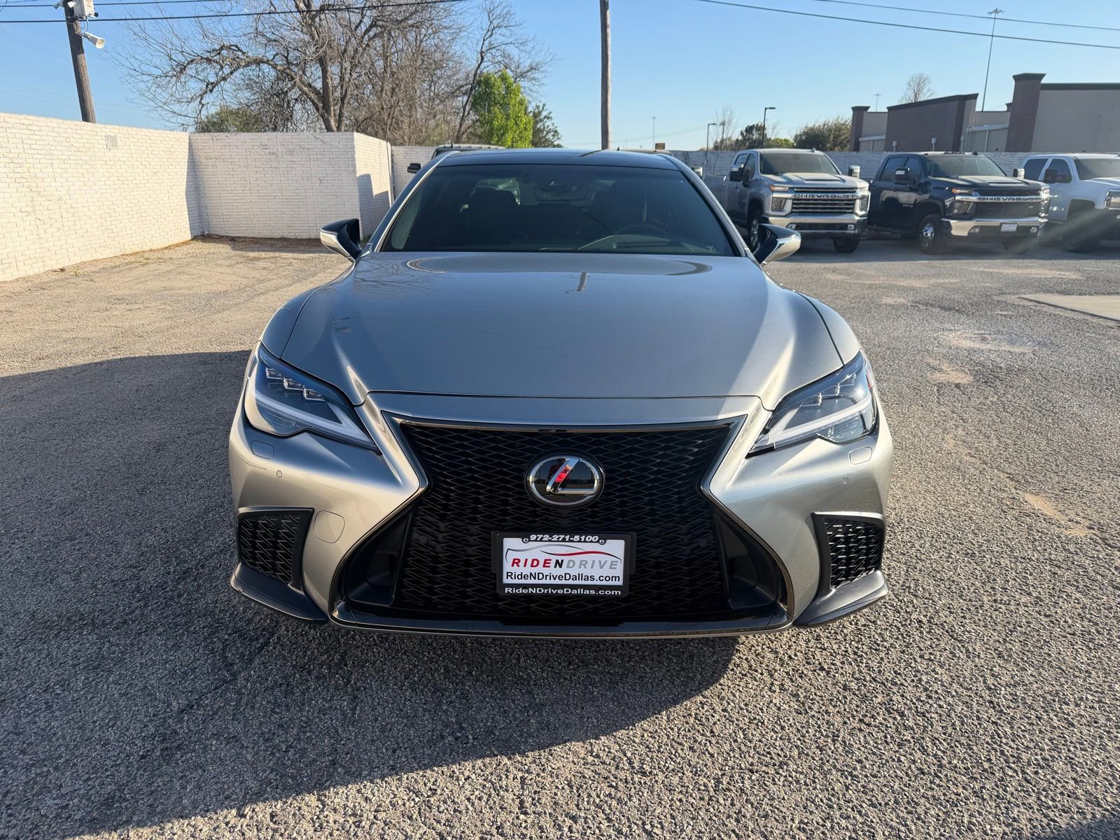 Used 2023 Lexus LS 500 F Sport w/ Accessory Package (Z2) image 10