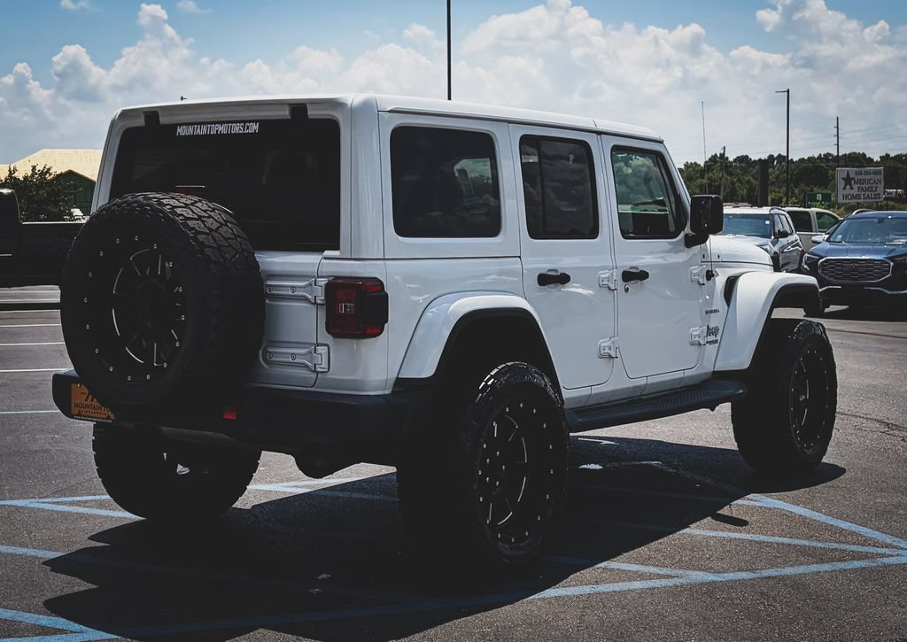 Used 2018 Jeep Wrangler Unlimited Sahara w/ Dual Top Group AWD/4WD image 25