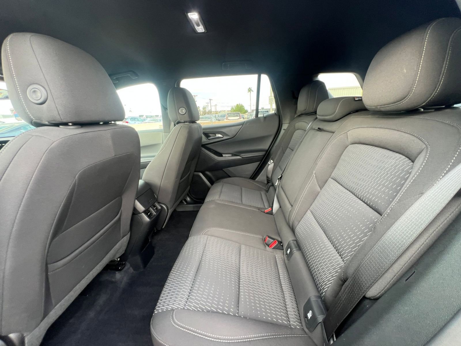 Used 2025 Chevrolet Equinox LT image 25