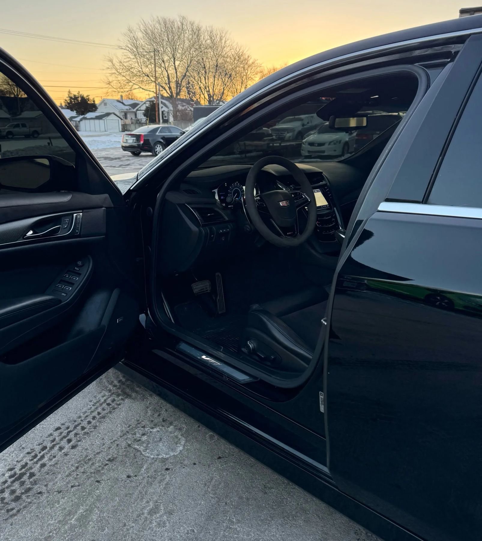 Used 2019 Cadillac CTS V w/ Carbon Fiber Package RWD image 17