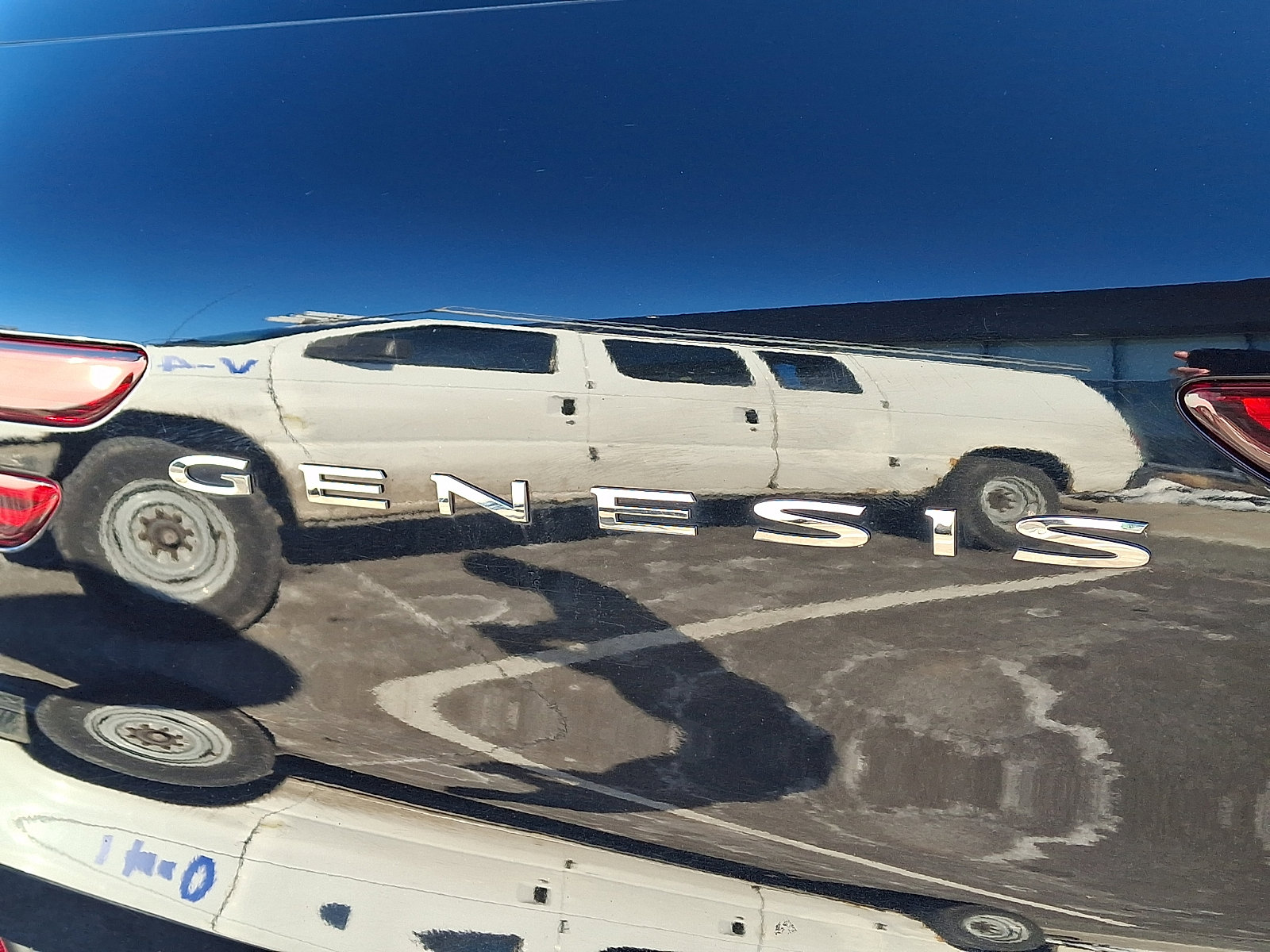 Used 2025 Genesis GV70 2.5T image 28