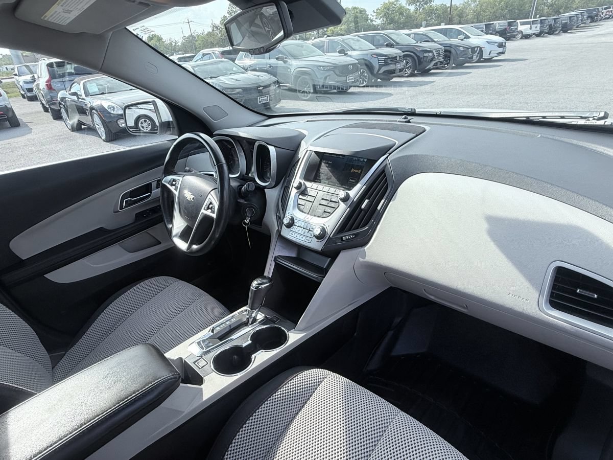 Used 2016 Chevrolet Equinox LT w/ Convenience Package FWD image 12