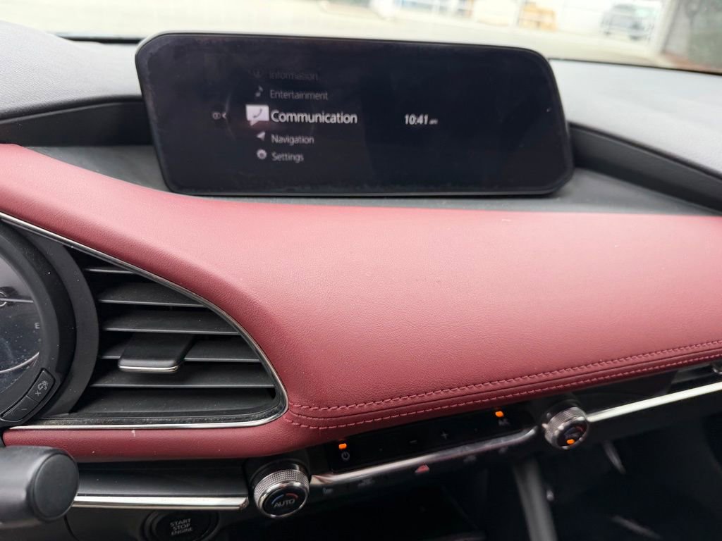 Used 2019 MAZDA MAZDA3 Hatchback w/ Premium Package FWD image 23