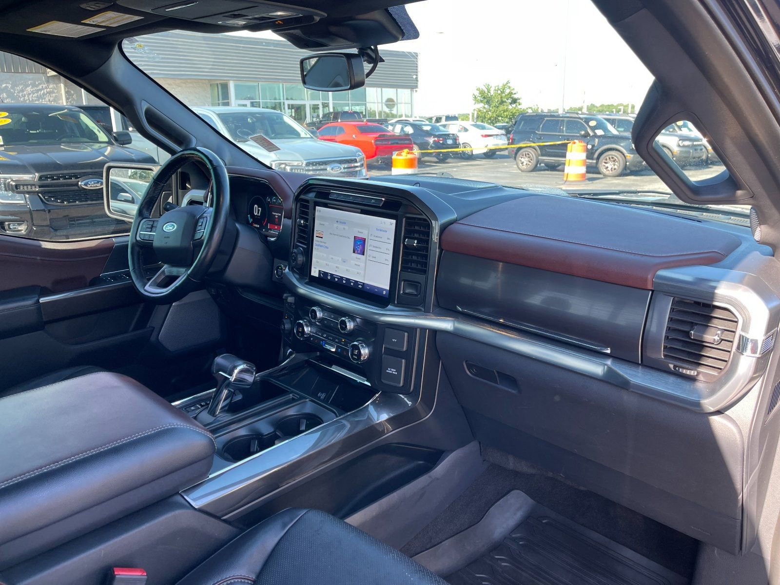 Used 2021 Ford F150 Lariat w/ Equipment Group 502A High AWD/4WD image 17
