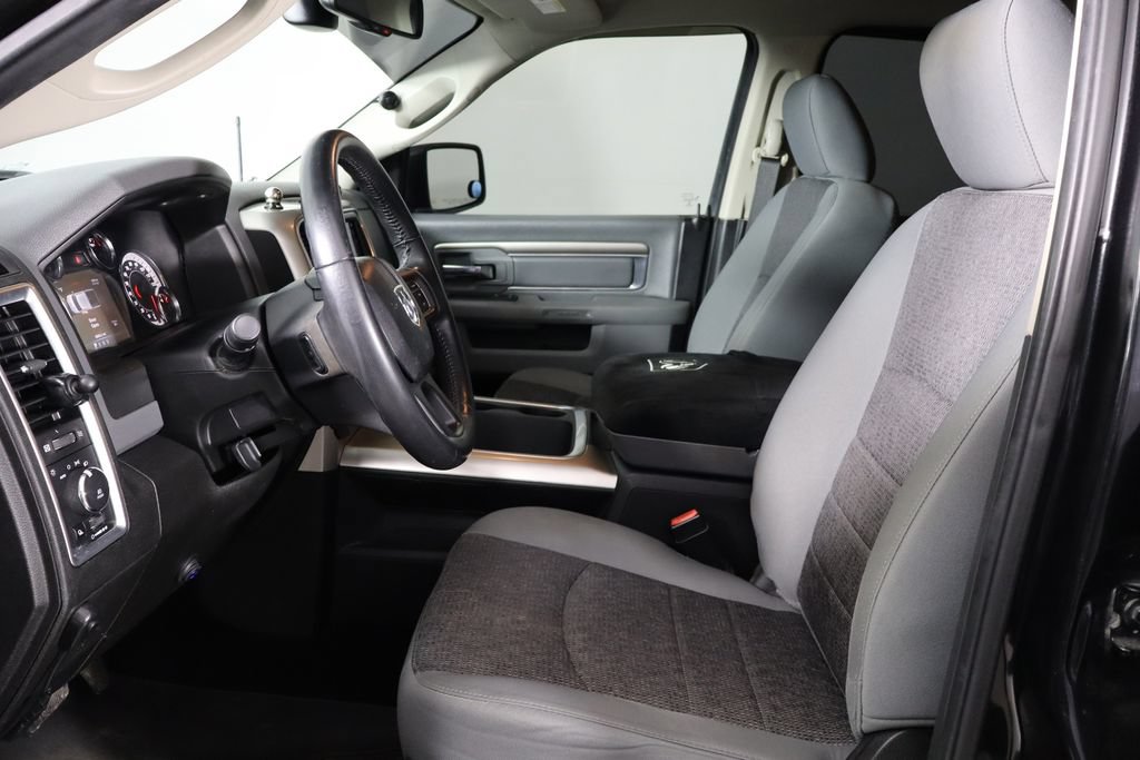 Used 2019 RAM 1500 Big Horn AWD/4WD image 14