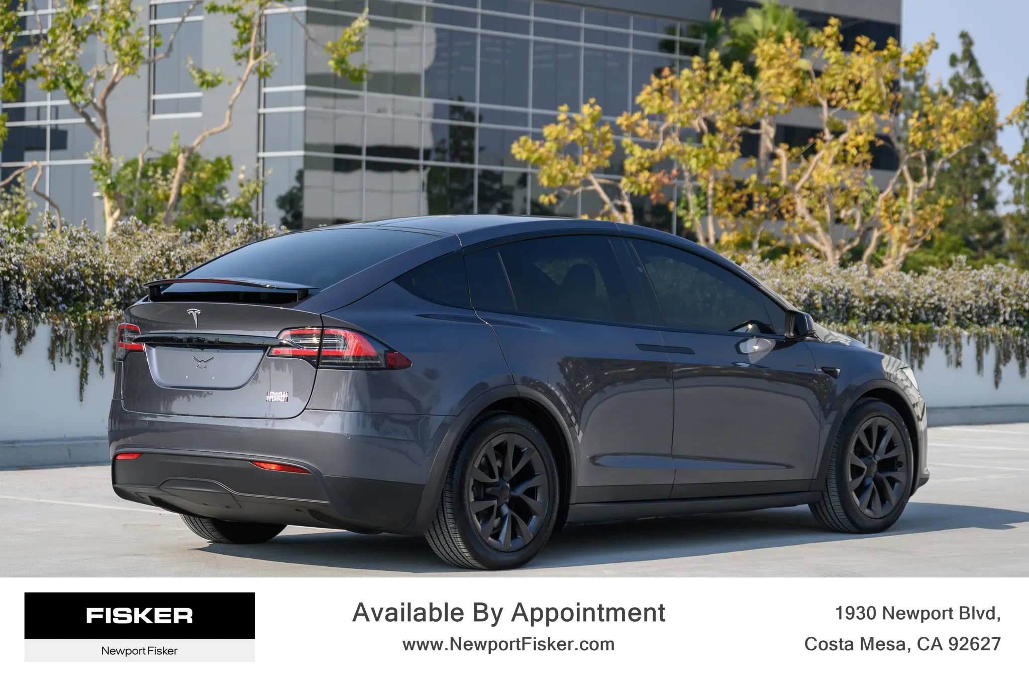 Used 2022 Tesla Model X Plaid image 3