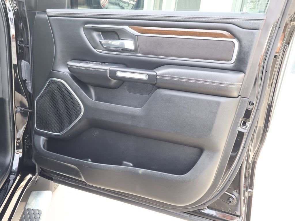 Used 2021 RAM 1500 Laramie AWD/4WD image 37
