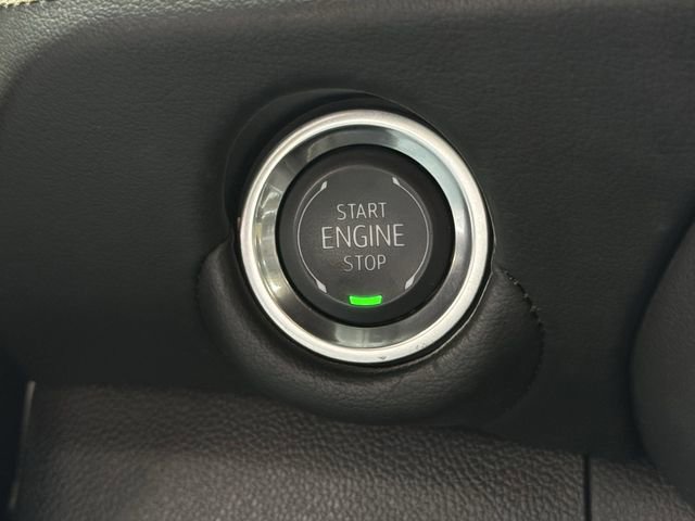 Used 2025 Chevrolet Tahoe Premier AWD/4WD image 19