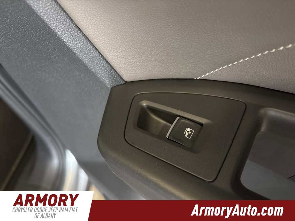 Used 2022 Volkswagen Atlas SE w/ Panoramic Sunroof Package image 36