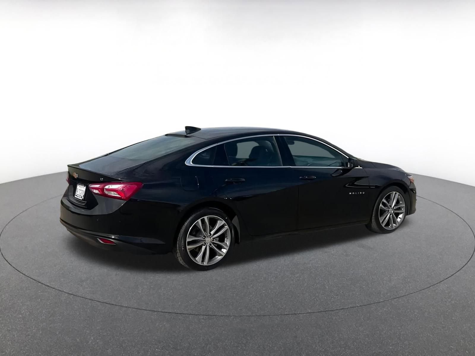 Used 2024 Chevrolet Malibu LT image 15