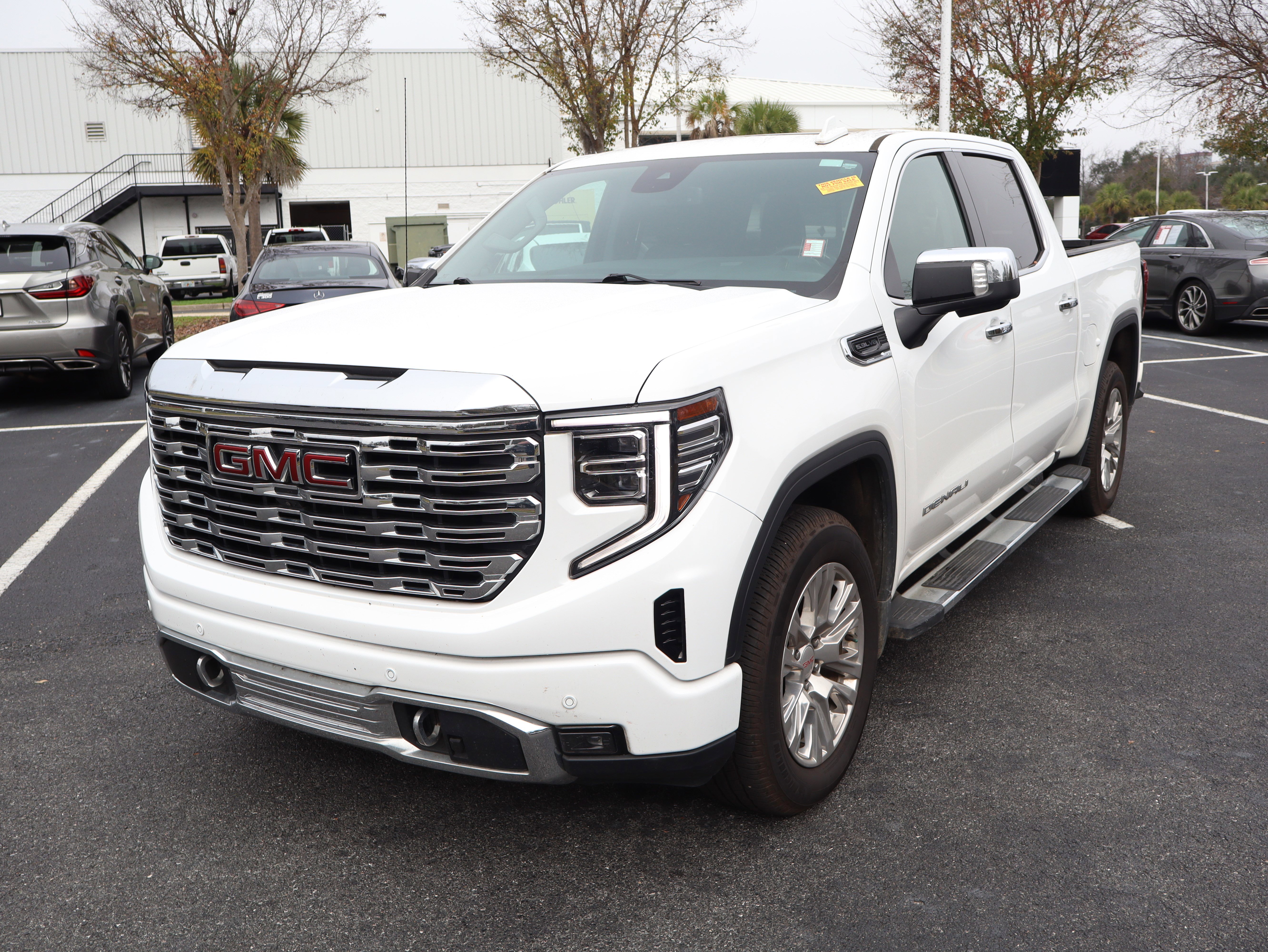 Used 2022 GMC Sierra 1500 Denali image 7