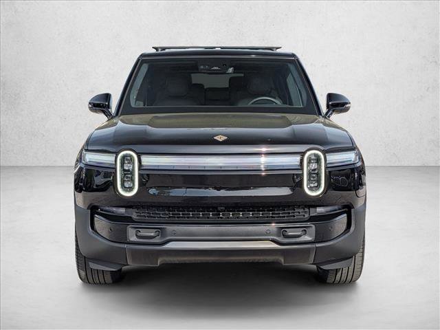 Used 2025 Rivian R1S Premium AWD/4WD image 2