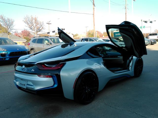 Used 2015 BMW i8 image 15