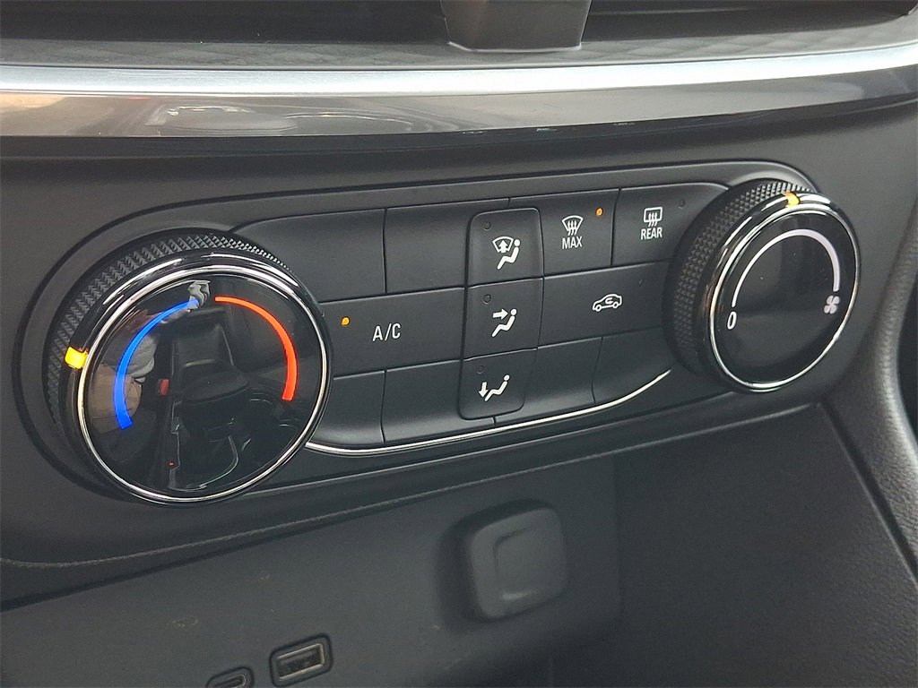 Certified 2024 Buick Encore GX Preferred image 16