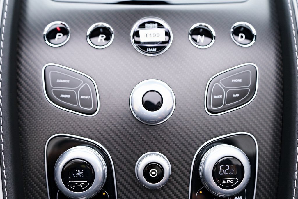 Used 2016 Aston Martin DB9 GT RWD image 90