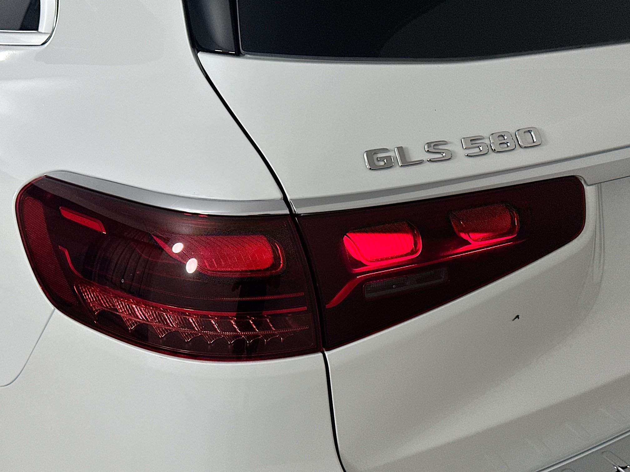 Used 2026 Mercedes-Benz GLS 580 4MATIC image 45